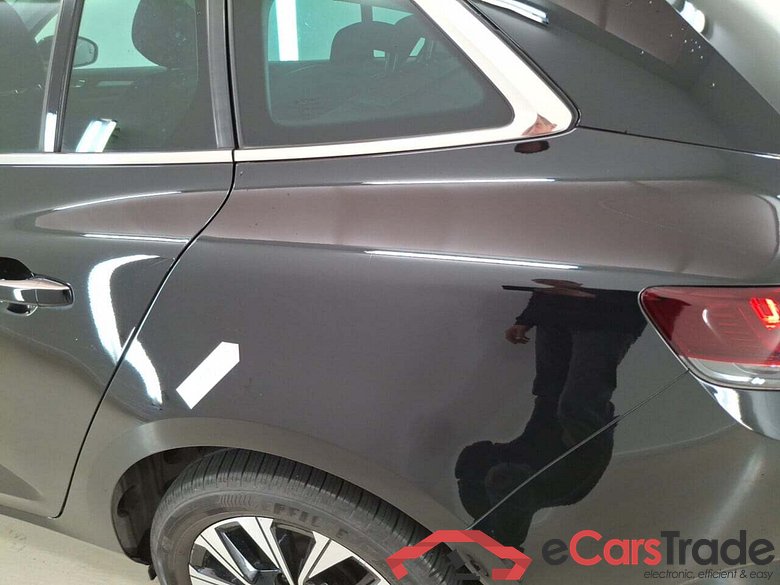 RENAULT MEGANE ESTATE 1.3 TCE LIMITED #6