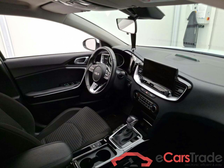 KIA XCEED 1.6 GDI PHEV BUSINESS LINE DCT #3