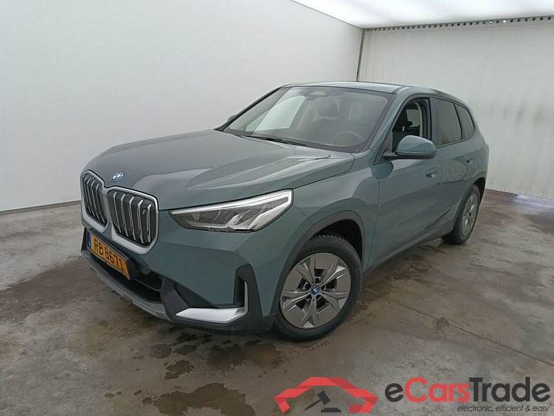 BMW iX1 xDrive30 (200kW) 5d