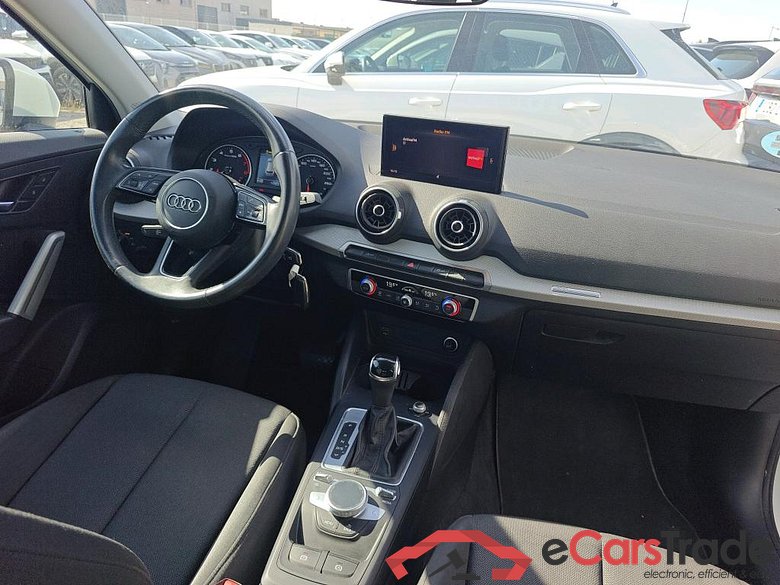 AUDI Q2 / 2020 / 5P / todoterreno Advanced 35 TFSI 110kW (150CV) S tronic (AC) #3