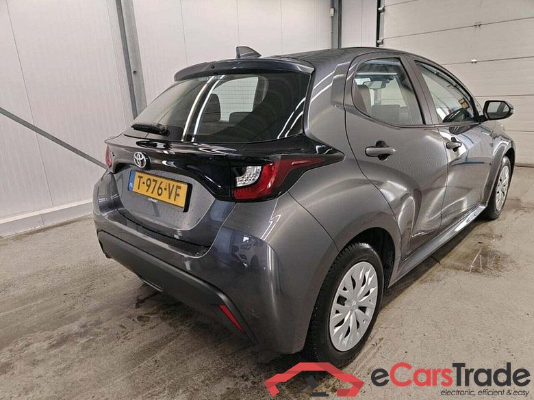 TOYOTA Yaris 1.5 VVT-i Active #2