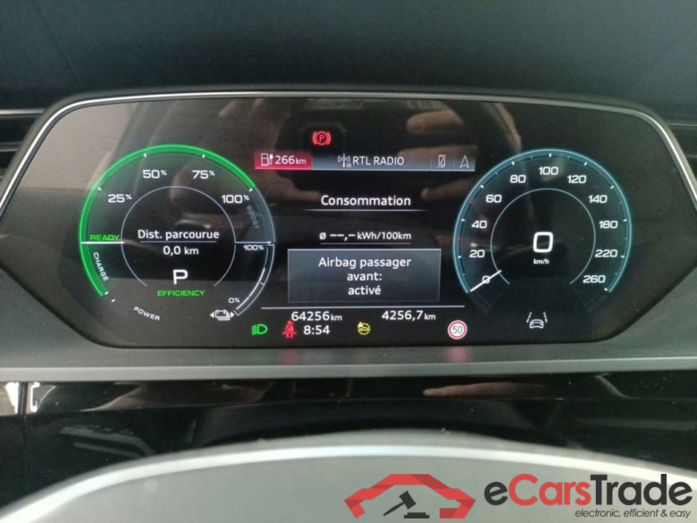 AUDI Q8 SPORTBACK E-TRON 106 kWh 55 Quattro S line 5d #6