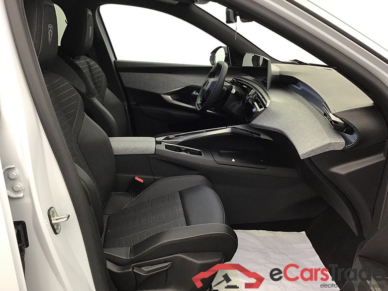 Peugeot 3008 GT 1.2 Gasoline 147hp #6