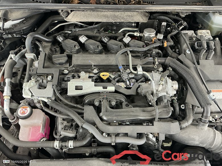 TOYOTA Corolla 2.0 HEV PREMIUM E-CVT #6