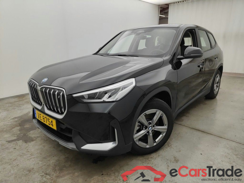 BMW iX1 xDrive30 (200kW) 5d #1