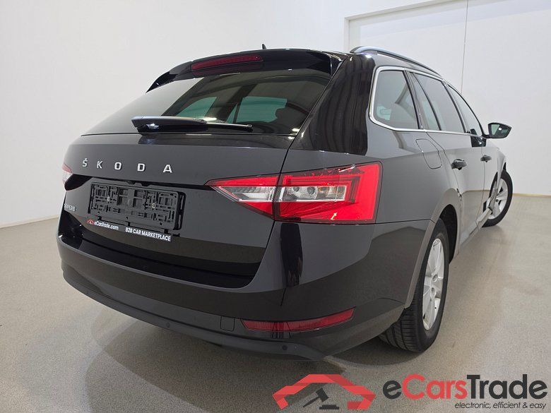 Skoda Superb 1.6 TDI Ambition Aut. LED Navi KeylessGo Camera Klima PDC ... #4
