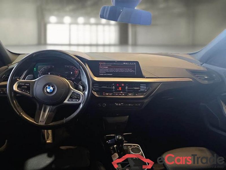 BMW SERIE 1 / 2019 / 5P / BERLINA 120D MSPORT AUT. #3
