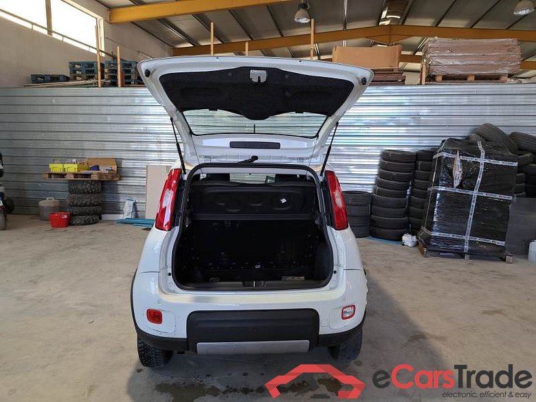 FIAT PANDA / 2011 / 5P / BERLINA 0.9 TWINAIR TURBO 85CV WILD 4X4 #5