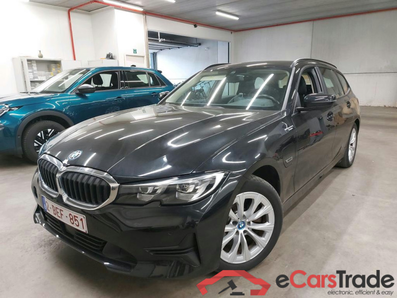 BMW - BMW 3 TOURING 320eA 204PK Business Edition * HYBRID *