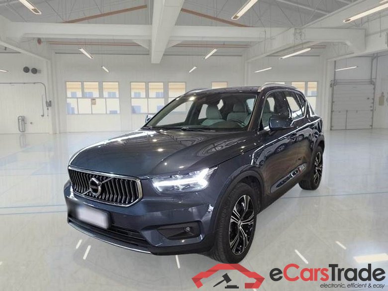 VOLVO XC40 / 2017 / 5P / FUORISTRADA T4 PLUG-IN HYBRID AUTO RECHARGE INSCR N1 #1