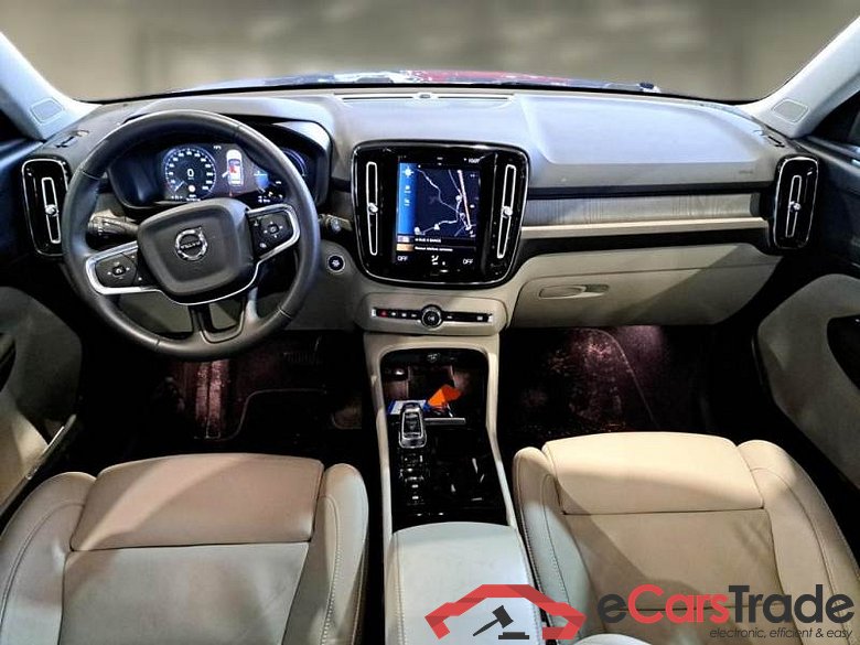 VOLVO XC40 / 2017 / 5P / FUORISTRADA T4 PLUG-IN HYBRID AUTO RECHARGE INSCR N1 #3