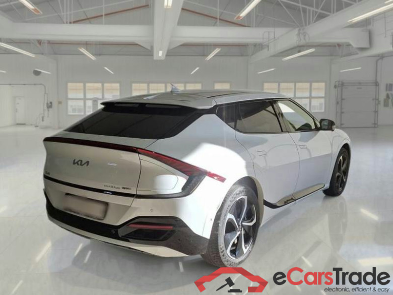 KIA EV6 / 2021 / 5P / SUV 77,4 KWH GT LINE AWD #2