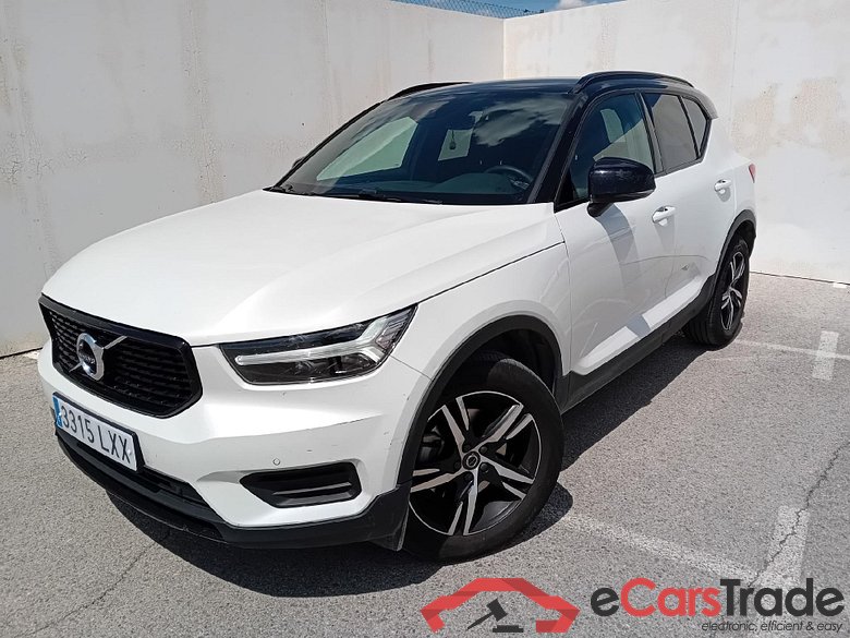 VOLVO XC40 / 2017 / 5P / todoterreno 2.0 B3 G R-Design Auto