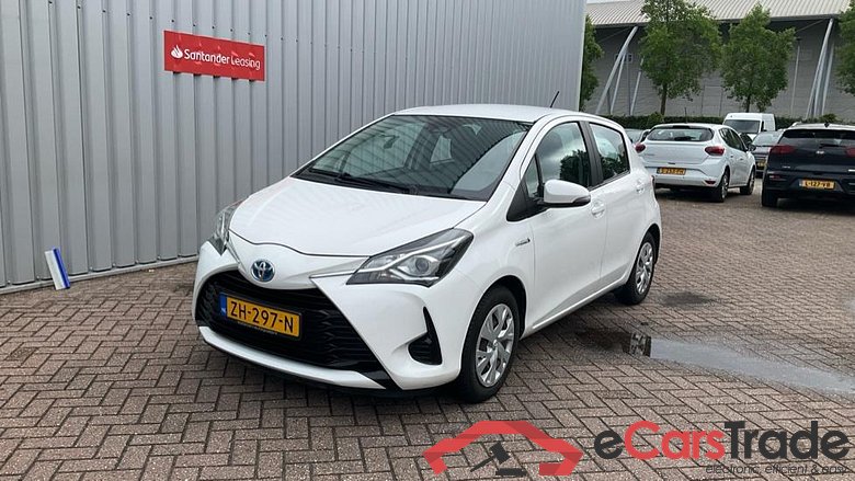 TOYOTA YARIS 1.5vvti hybrid active 74kW cvt aut