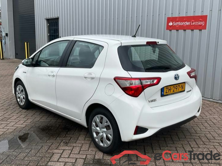 TOYOTA YARIS 1.5vvti hybrid active 74kW cvt aut #3