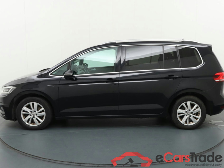 Volkswagen Touran Carat 2.0 Tdi 115 DSG7 #2