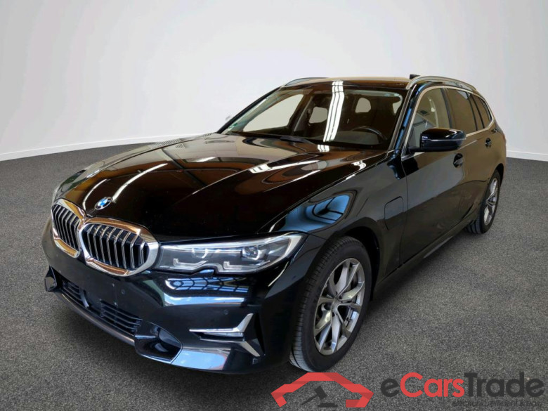 Baureihe 3 Touring 330 e xDrive Luxury Line 2.0 185KW AT8 E6d #1