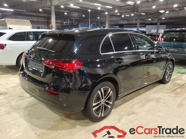MERCEDES-BENZ A-CLASS 1.3 A 250 E BUSINESS LINE DCT #4