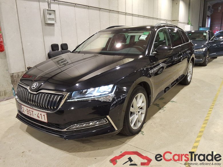SKODA SUPERB COMBI 1.4 TSI PHEV 160KW DSG6 CLEVER