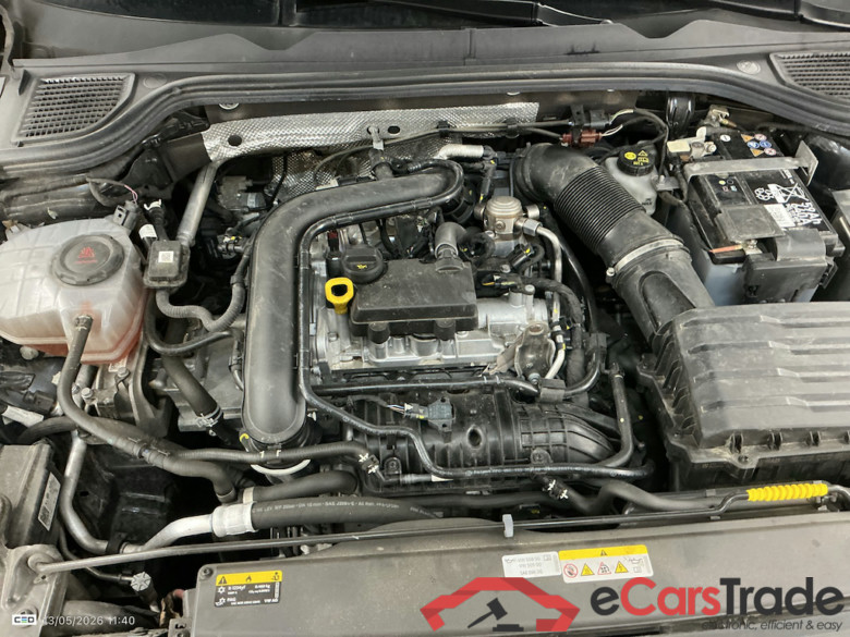 VOLKSWAGEN GOLF VIII 1.0 E-TSI 81KW LIFE BUSINESS DSG #6
