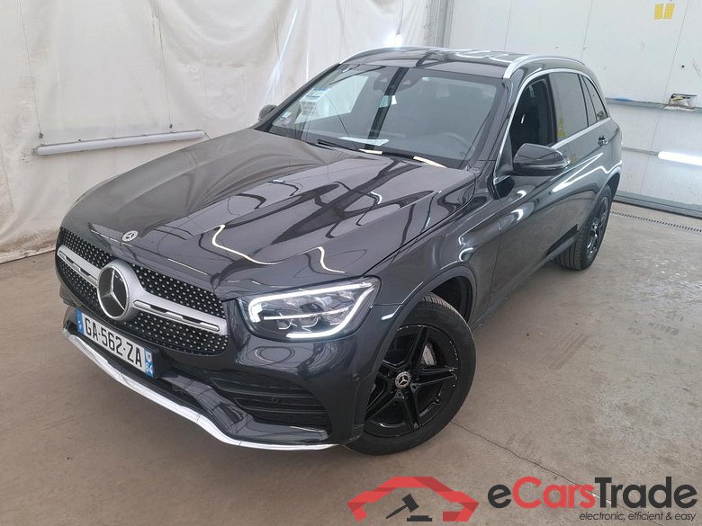 MERCEDES-BENZ GLC / 2019 / 5P / SUV 2.0 GLC 300 E AMG LINE 4MATIC