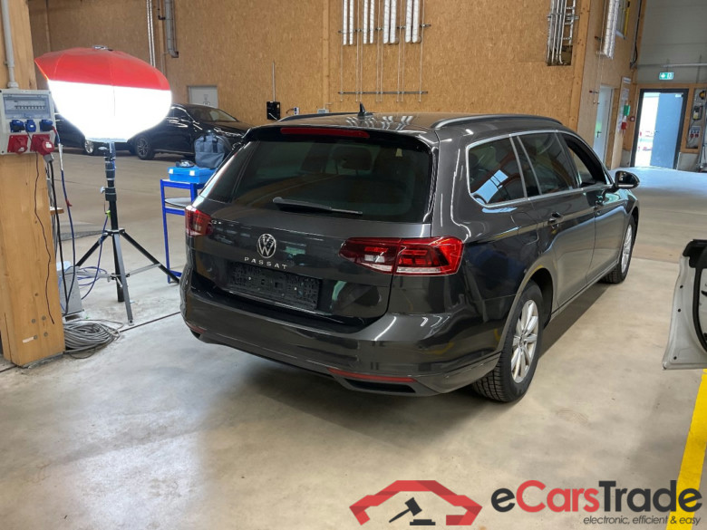 Passat Variant Business 2.0 TDI 110KW AT7 E6d #2