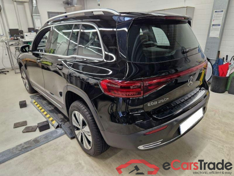 Mercedes-Benz EQB Line EQB 250+ #4
