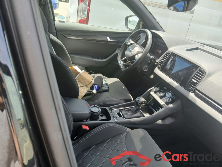 SKODA Karoq 1.5 TSI 110kW 150cv DSG AutomÃ¡tico Sportline #3