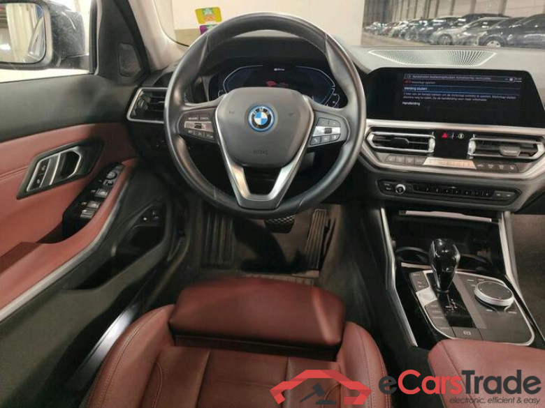 BMW 3 Reeks Touring 3 Reeks Touring 320e (150 kW) (PHEV) 150kW/204pk  5D/P Auto-8 #5