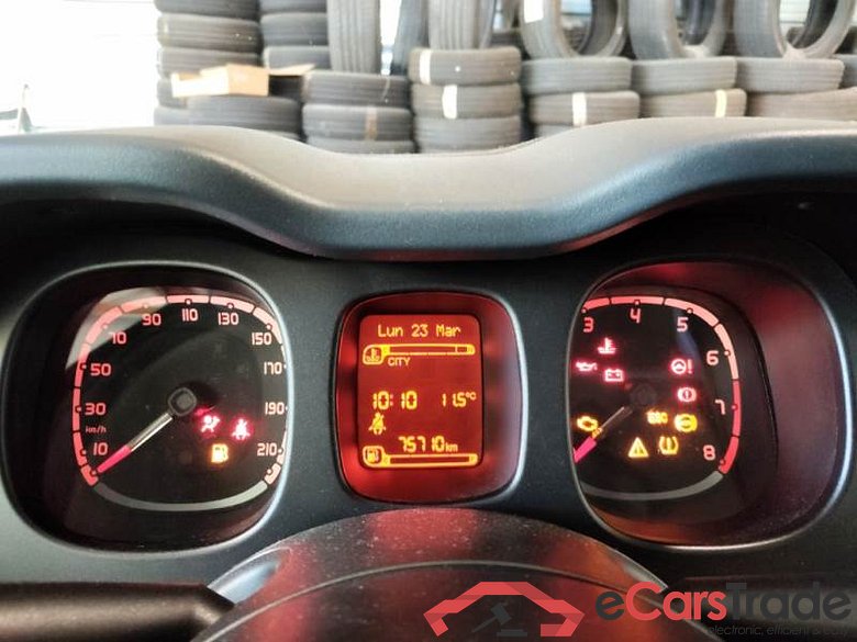 FIAT PANDA / 2011 / 5P / BERLINA 1.2 69CV SeS E6D-TEMP EASY #4