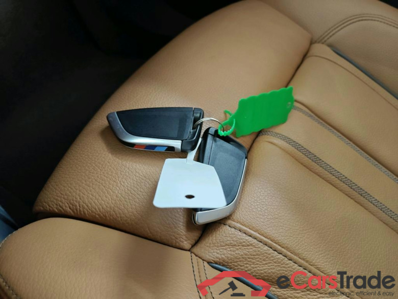 BMW 5 Serie Touring 530e M Sport + Harman Kardon, BMW Laserlight #4