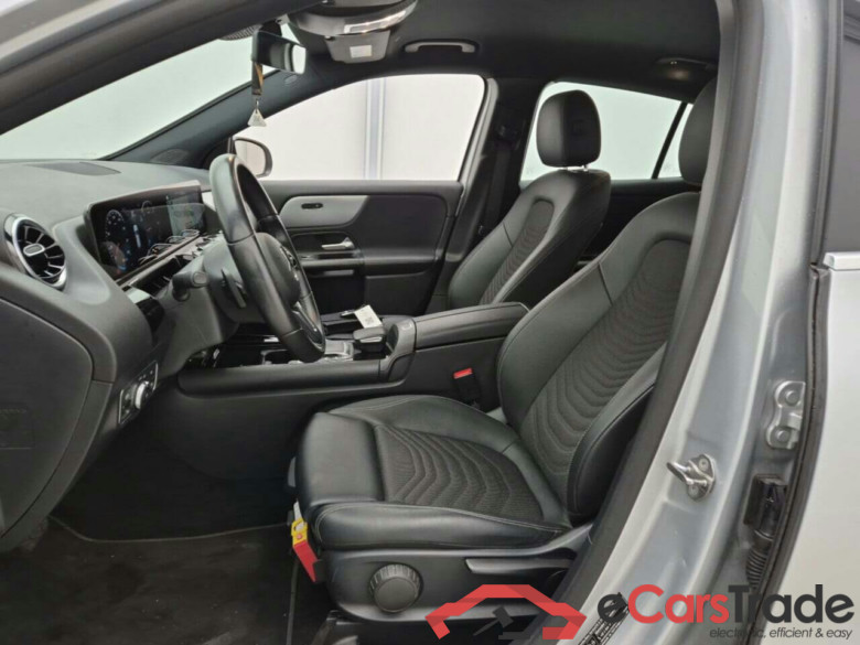 Mercedes GLA 200d Aut. LED-Xenon Widescreen Navi 1/2 Sport-Leather KeylessGo Camera Klima PDC ... #5