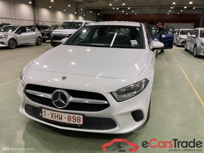 MERCEDES-BENZ CLASSE A SEDAN DIESEL (V177) A 180 d Business Solution #2