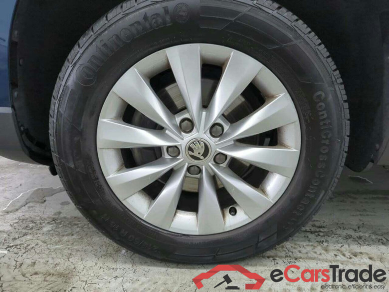 SKODA Karoq 1.5 TSI ACT Bus. Ed. #6