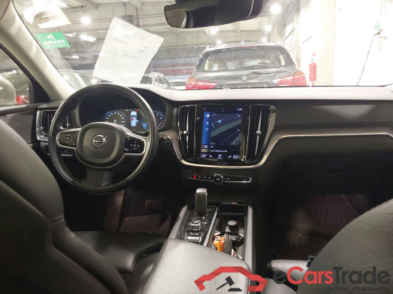 VOLVO V60 2.0 B3 GEARTRONIC MOMENTUM PRO #6