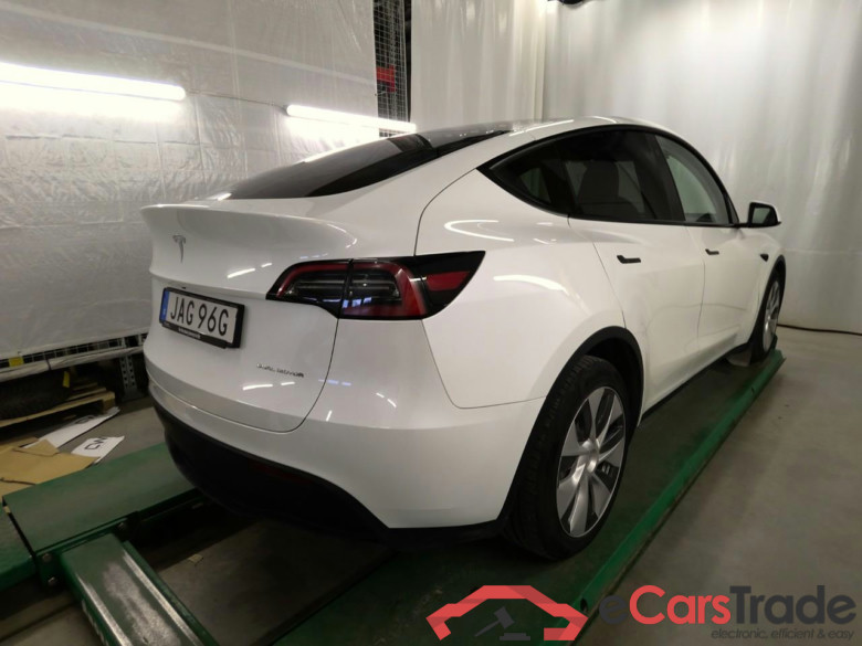 Model Y Long-Range AWD #4