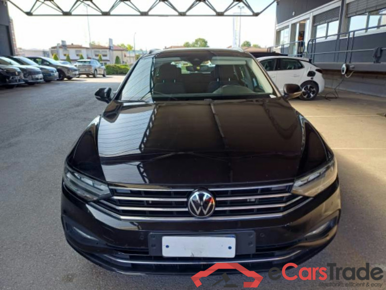 VOLKSWAGEN PASSAT / 2019 / 5P / STATION WAGON VAR. 2.0TDI SCR EVO 110KW BUSINESS DSG #6