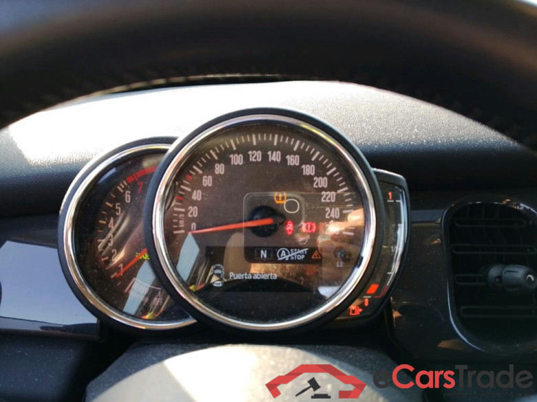 MINI COOPER 5 PUERTAS 136 CV #4