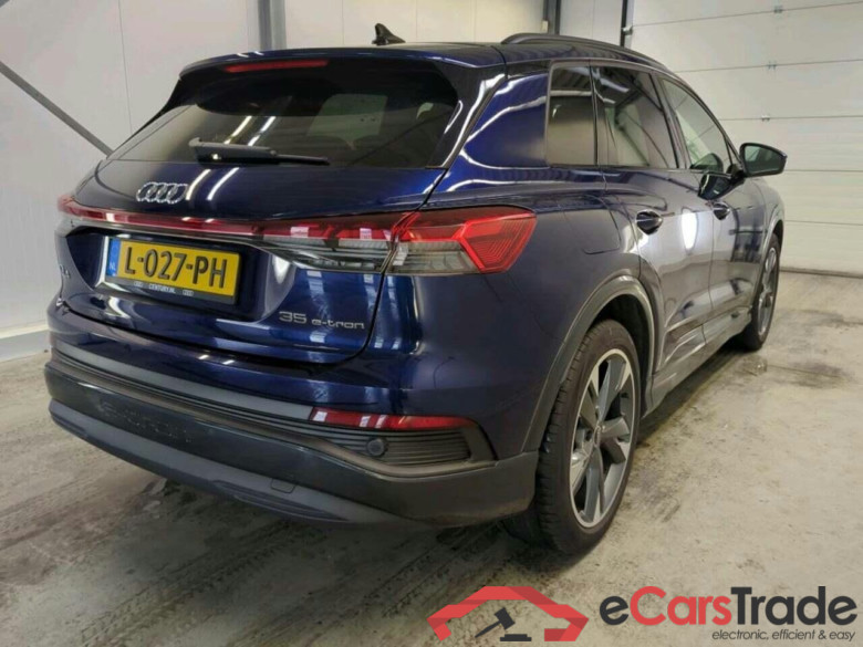 AUDI Q4 e-tron 35 L ed. Adv. 55 kWh #2