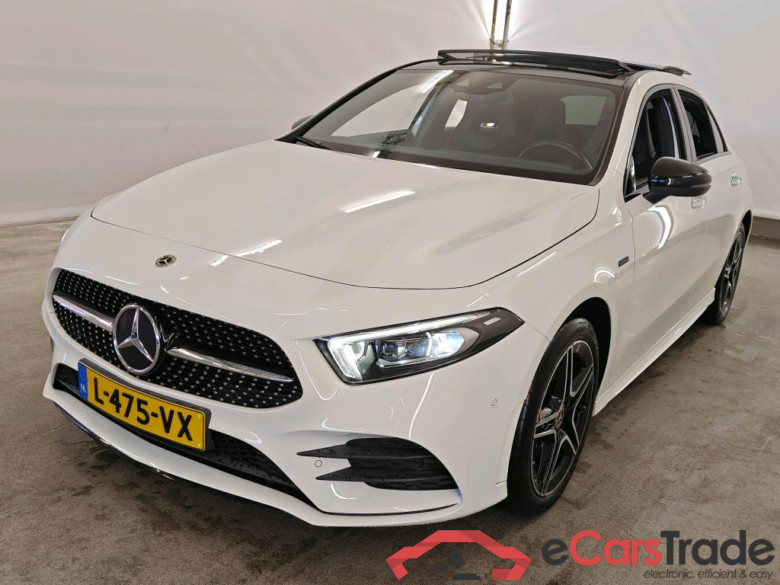 Mercedes-Benz A-Klasse A 250 e 8G-DCT Business Sol AMG Limited 5d #1