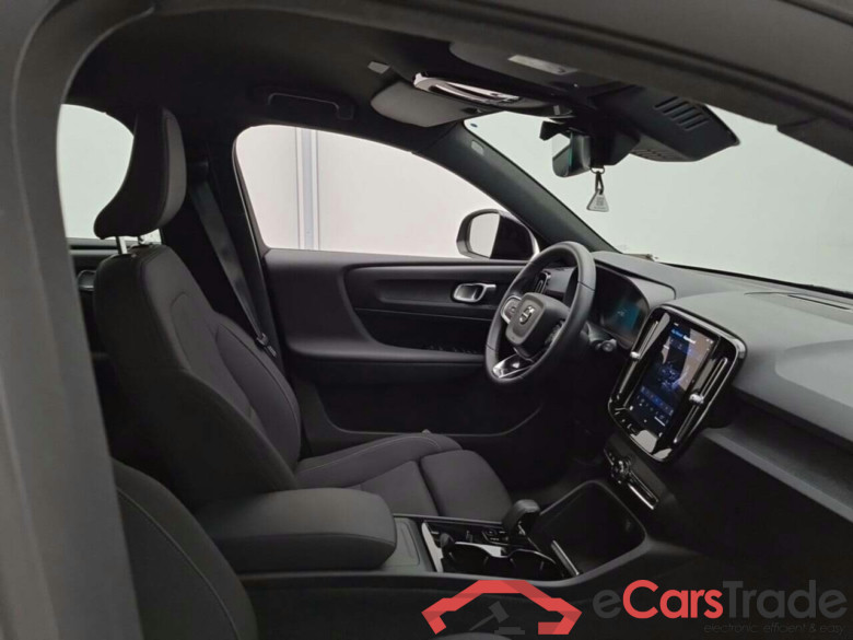 VOLVO XC40 RECHARGE CORE #3