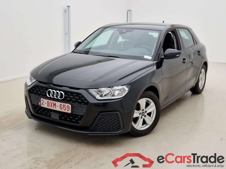 AUDI A1 1.0 25 TFSI ATTRACTION