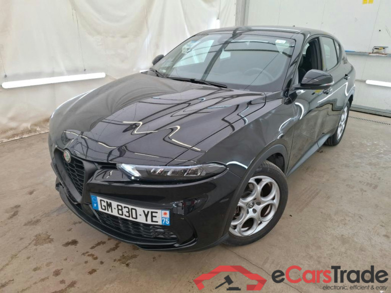 ALFA ROMEO Tonale / 2022 / 5P / SUV 1.5T Hybrid 130 TCT7 Sprint OPERATION STOCK #1