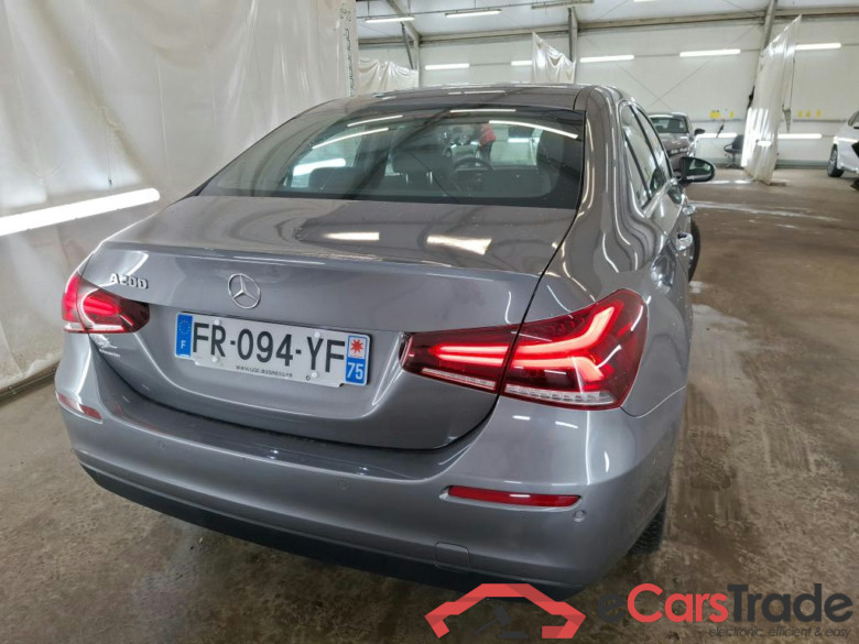 MERCEDES-BENZ Classe A Berline / 2018 / 4P / Berline A 200 Business Line 7G-DCT #3