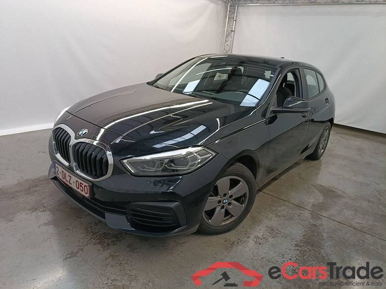 BMW 1 Reeks Hatch 118iA (100 kW) 5d
