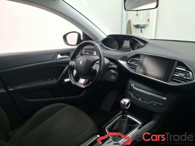 PEUGEOT 308 SW 1.2 PureTech Blue Lease  #3