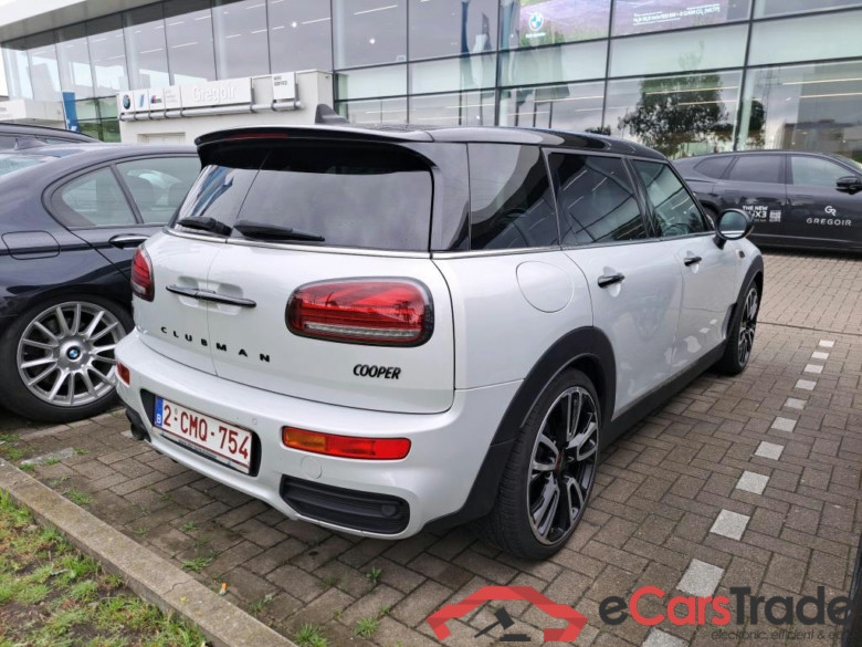 MINI - MIN CLUBMAN COOPER 1.5iA 136PK John Cooper Works Trim With JCW Sport Seats & Connected Navigation & Driving Assistant Pack & Comfort Pack Plus & Transparent Roof #2