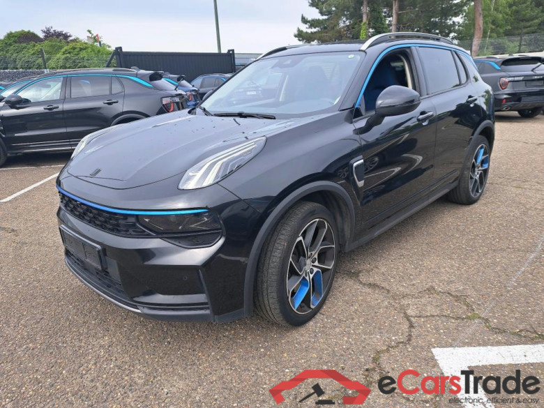 Lynk Co 01 1.5i Plug-In Hybrid Aut. Pano LED Virtual ACC Navi Infinity KeylessGo Camera 360 Klima PDC ... #1