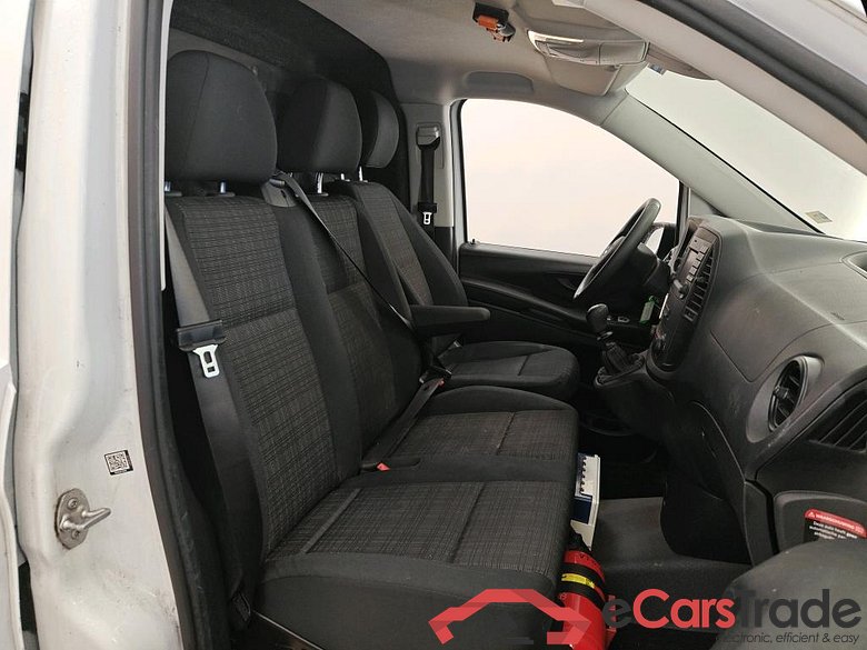 Mercedes-Benz Vito 110CDI Functional XL 4d #3