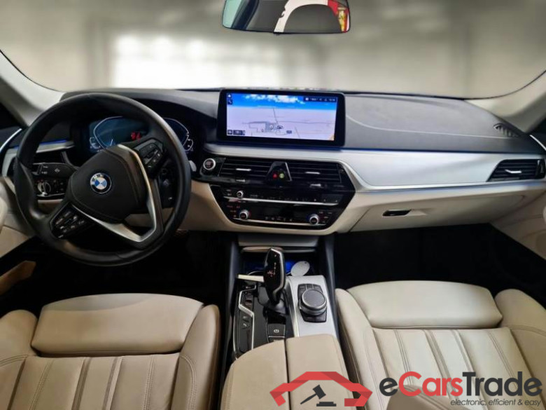 BMW SERIE 5 / 2020 / 4P / BERLINA 530E XDRIVE BUSINESS AUTO #3